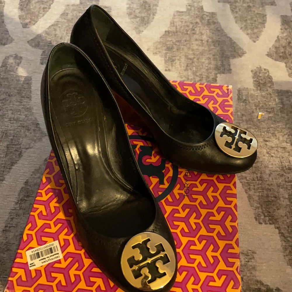 Sophie wedge in black